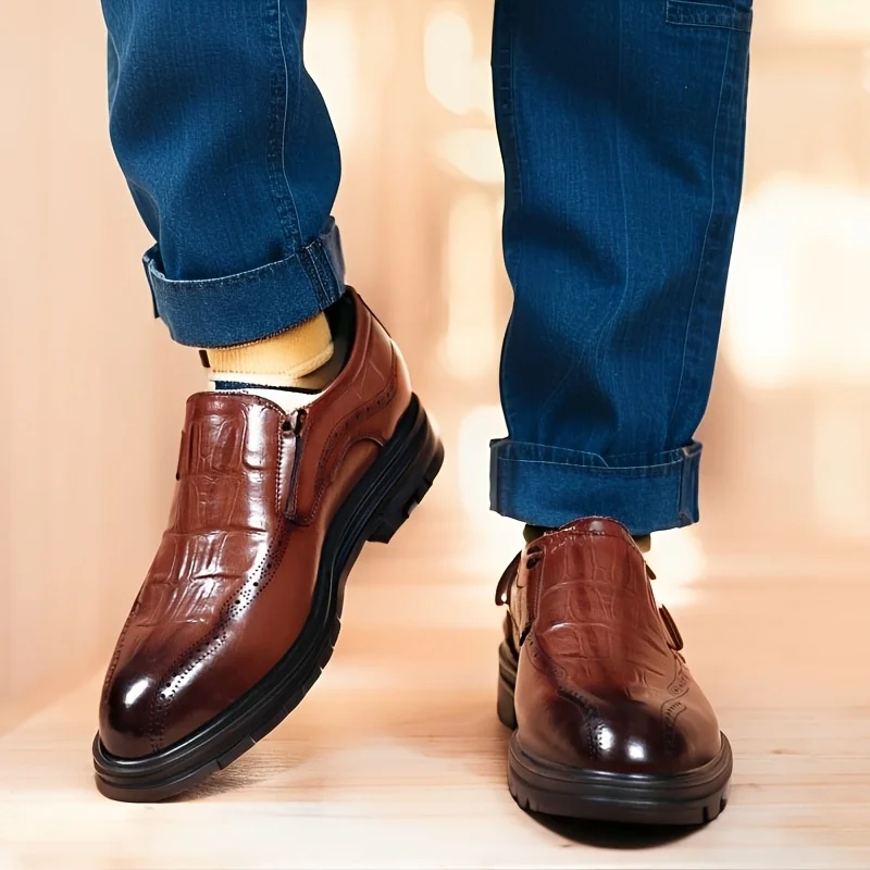 

Luxury Leather Shoes for Men Wedding Formal Oxfords Business Casual Office Work Shoes for Men Classic Pointy Men's Dress Shoes