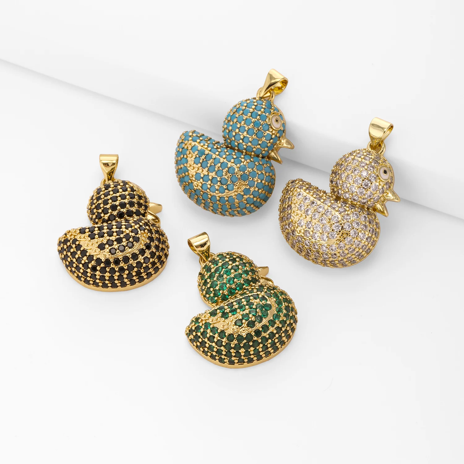 Brilliant Fully Crystal Duck Designs Pendant Exquisite Copper Zircon Jewerly Accessories Party For Women Children Birthday Gifts