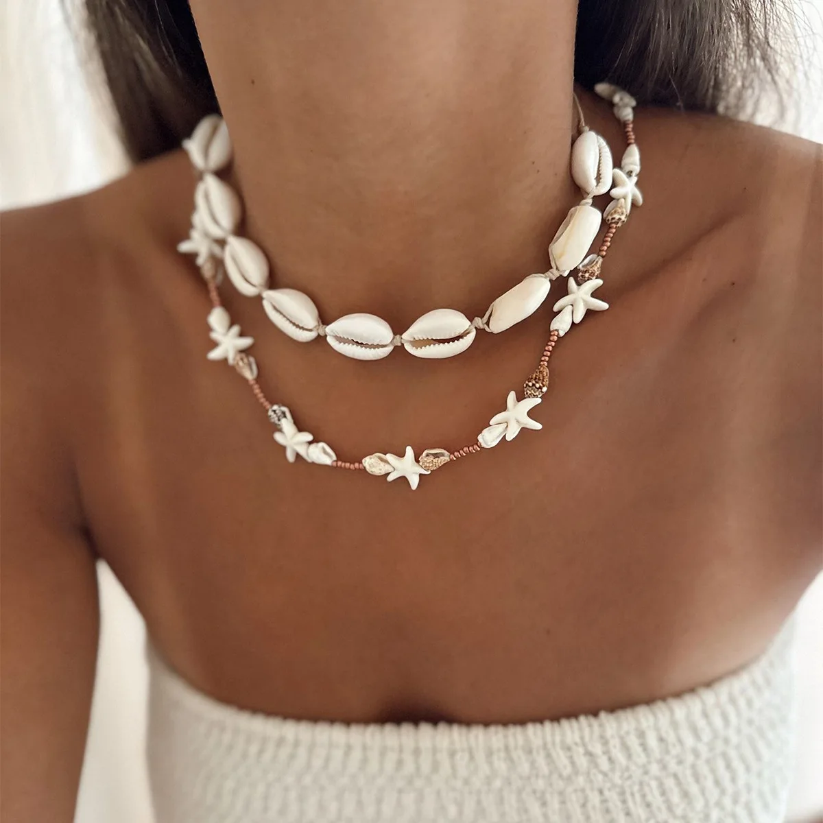 

Bohemian Seashell Layered Necklace for Women, Vintage Beach Jewelry Set, Summer Vacation Layered Shell Pendant