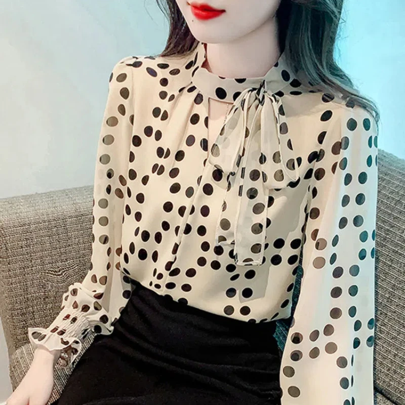 Butterfly Bow Ribbon Shirt Women\'s Trendy Age Reducing Polka Dot Chiffon Top New Style Small Shirt