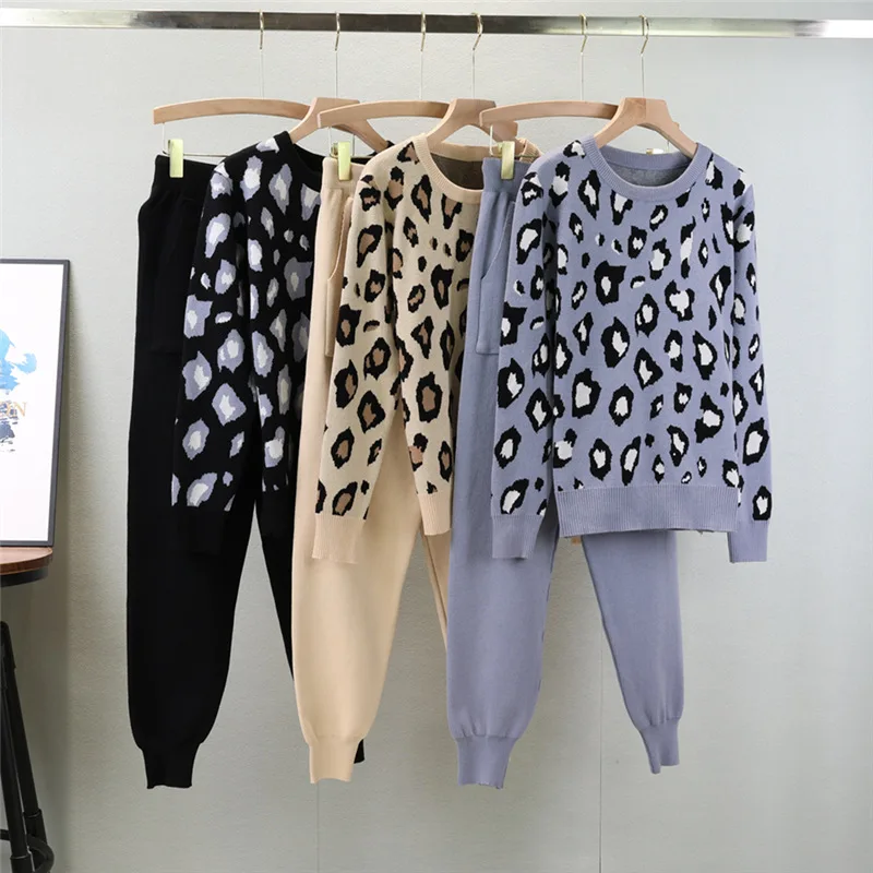 

Autumn Leopard Print Age Reducing Round Neck Knitted Sweater Jacket Casual Pants Two-piece Set Fashionable Women's Pants Set