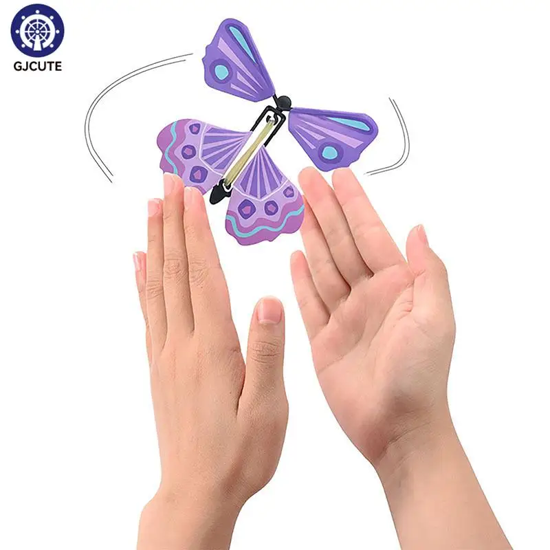 Magic Flying Butterflies Wind Up Toy In The Sky Bookmark Greeting Cards Rubber Band Powered Kids Magic Props Surpris Gift