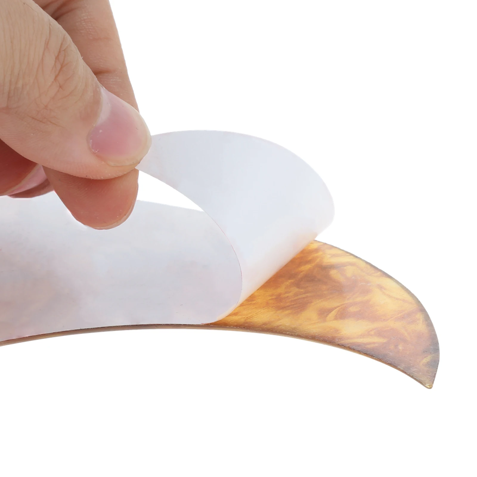 

1 шт., универсальная накладка для акустической гитары, самоклеящаяся накладка с защитой от царапин, пластиковые аксессуары для гитары