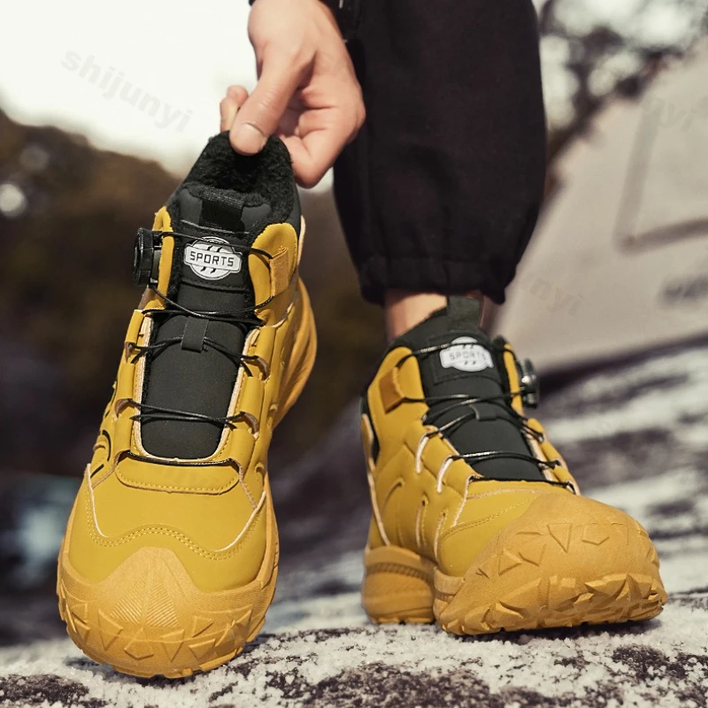 

Men's Work Shoes Autumn Winter New Outdoor Non Slip Comfort Platform Sneakers Height Increase Wear-resistant Plush Cotton Shoes