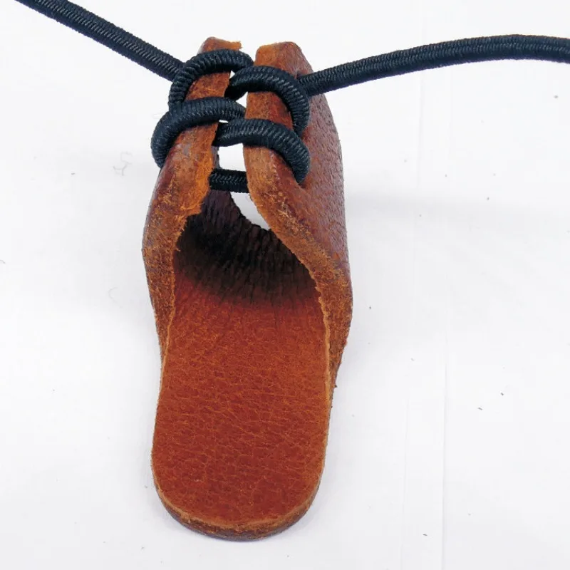 Bow and Arrow Leather Pulling Finger Archery Reverse Bow Hand Guard Cow Leather Slope Point Guard Finger Cover