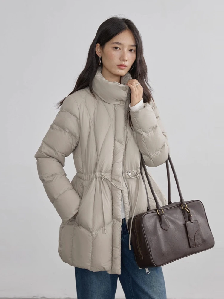럭셔리 여성용 하이넥 다운 재킷 따뜻한 2026 겨울 우아한 조절 가능한 허리 퍼퍼 코트 루즈한 고품질 INKEO DJ641