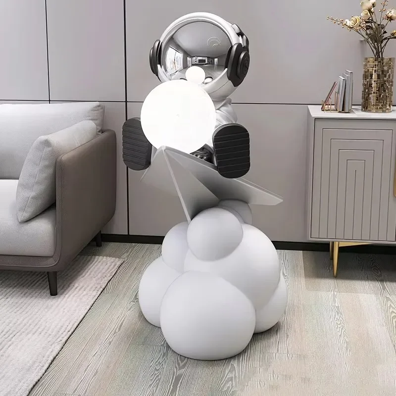 Customized Large Astronaut Landing Home Accessories Astronaut Lamp Sculpture Shop Exhibition Hall Hotel Decoration