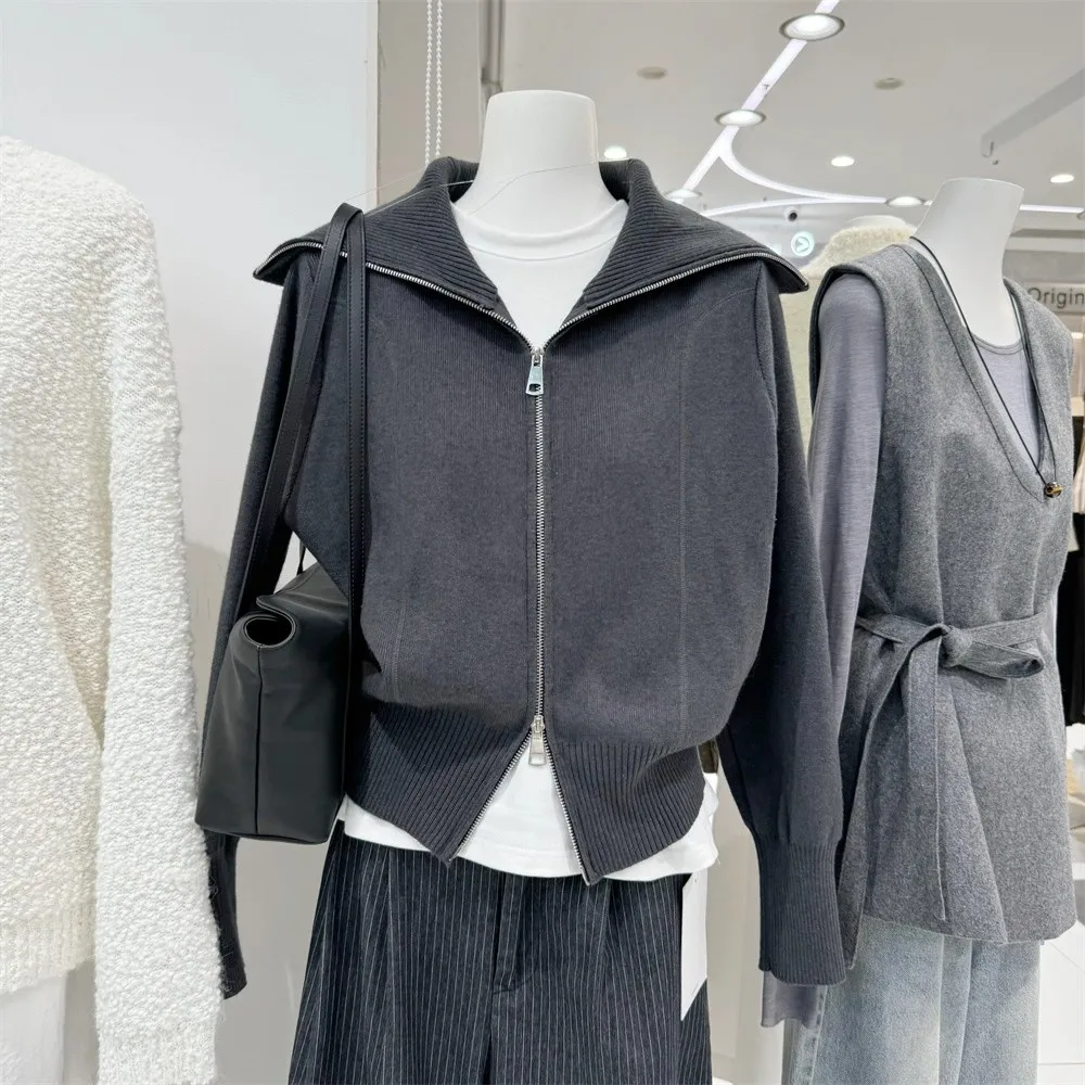 

Модный вязаный свитер на молнии с большим воротником, универсальный и нишевый повседневный свитер на осень/зиму 2025 г.