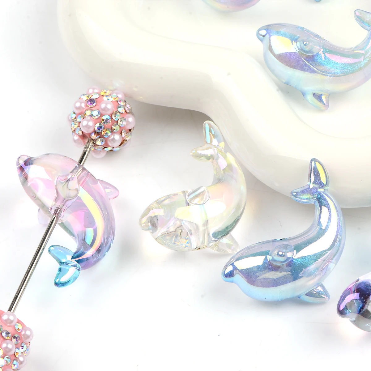 4 قطعة متنوعة التدرج دولفين الاكريليك الخرز ل القلم المفاتيح اليدوية DIY بها بنفسك حبة تشكيلة الخرز لصنع المجوهرات مطرز القلم