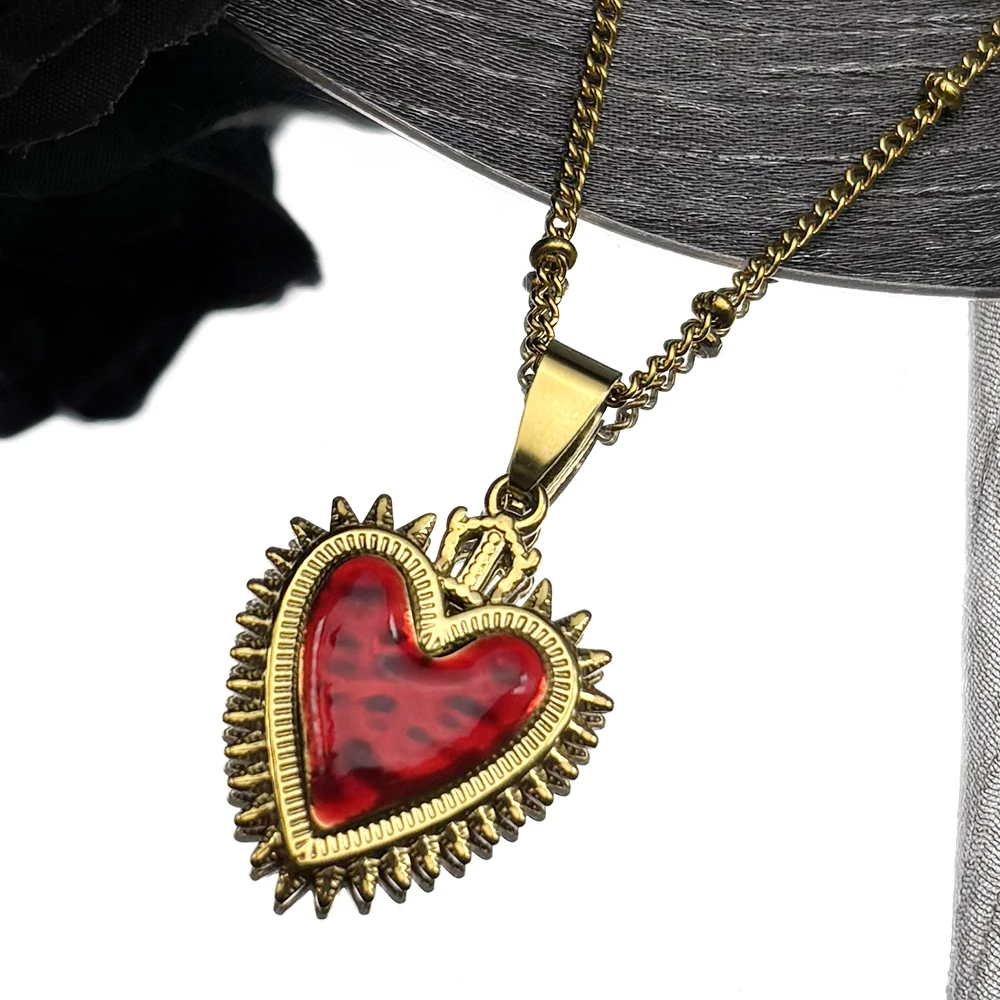 

Retro Catholic Sacred Heart of Jesus Crown Pendant Necklace for Women Men Stainless Steel Gold Color Chain Red Enamel Jewelry