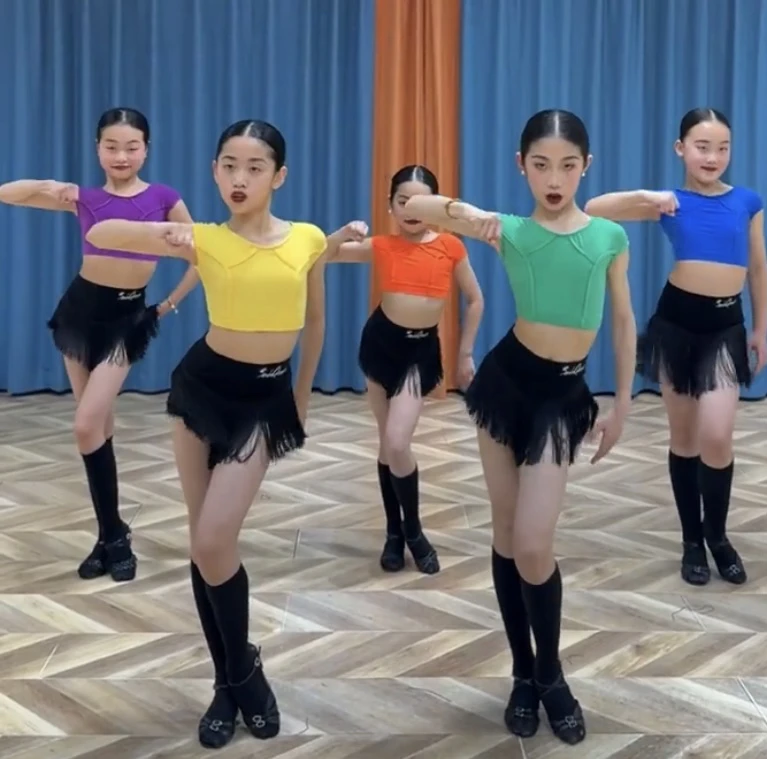 

Latin dance girls competition uniforms Latin dance costumes fringed skirtsdance performance costumes practice costumes