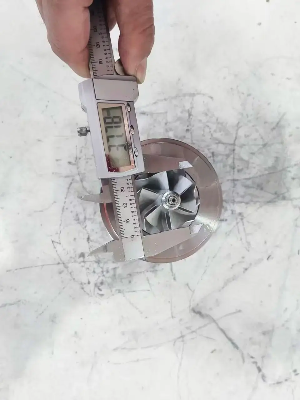 

TDO4HL-15G TURBO CHRA 49189-00501 4918900501 49189-08100 4918908100 Turbocharger Core For EX120-2 EX120--3 with 4BD1-T Engine