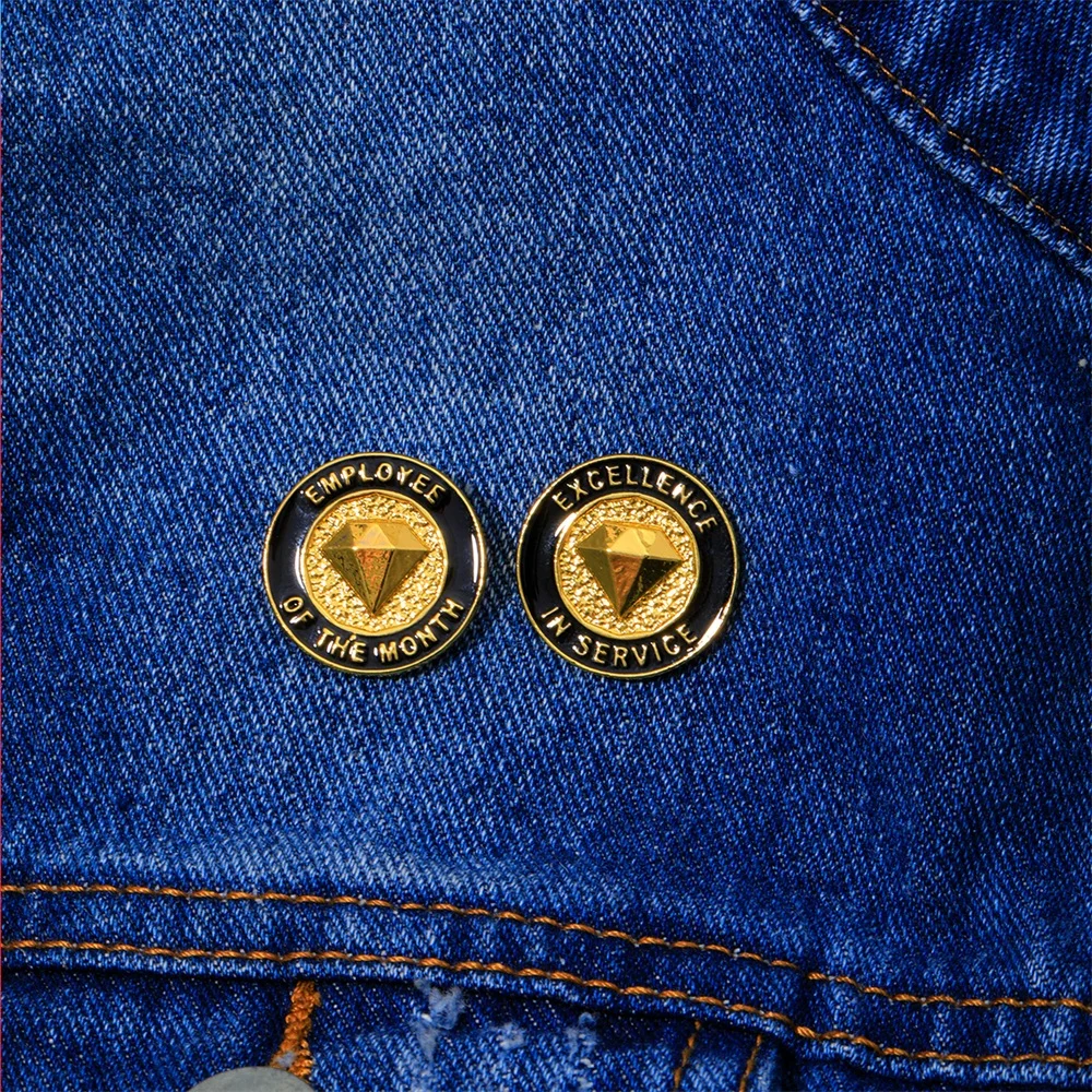 Excellence In Service Badge Employee Of The Month Enamel Pins Golden Metal Brooches For Bag Backpack Coat Collar Jewelry