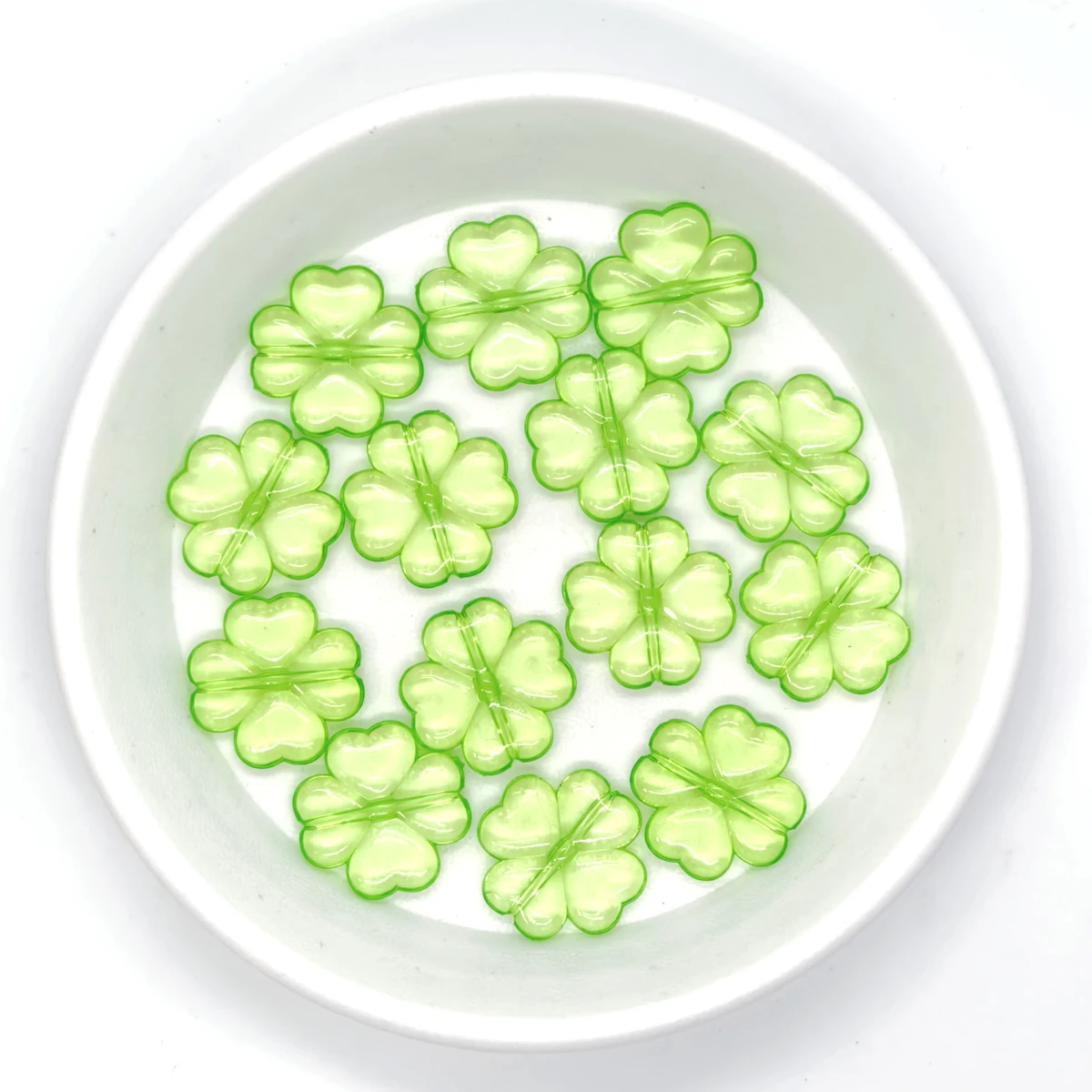 10pcs fresh style acrylic green lucky clover suitable for DIY phone chain key chain handmade accessories