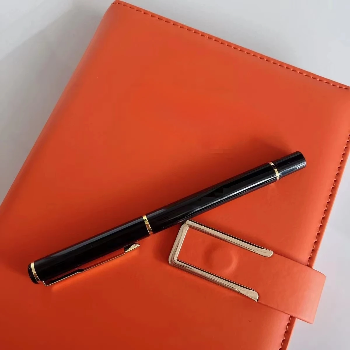 

2024 H style exclusive orange Teachers' Day gift office notebook new set notebook plus neutral pen travel notebook student