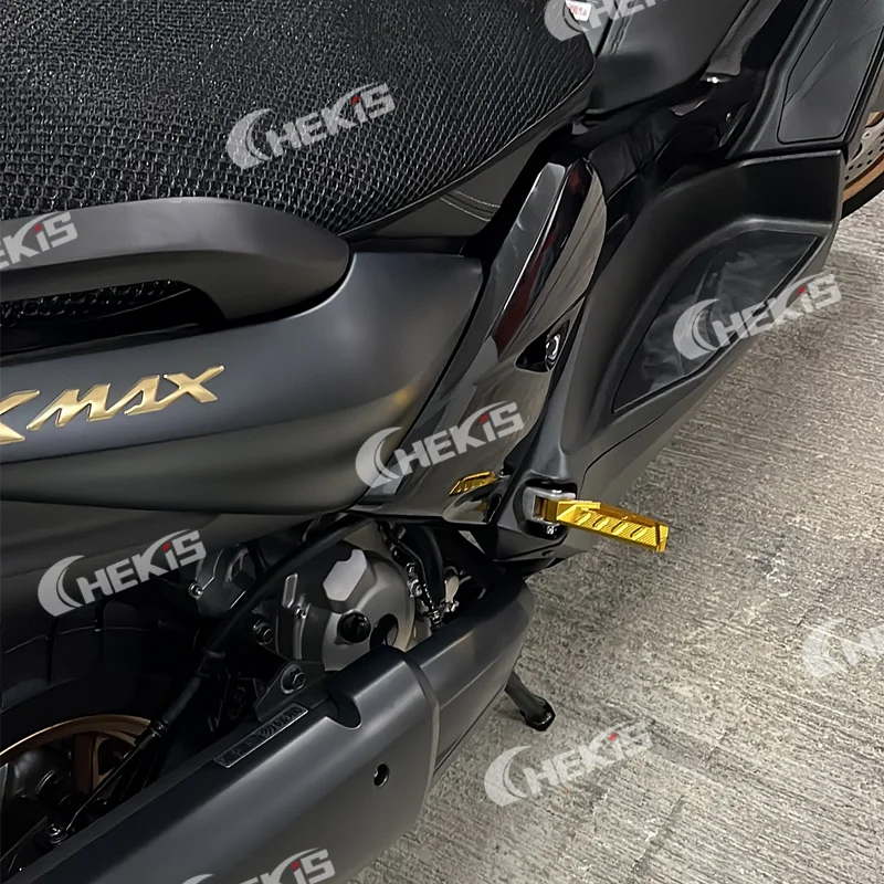 Chekis Is Suitable for Yamaha Xmax125/250/300/400 Motorcycle Modification Accessories, Aluminum Alloy Rear Pedals, Left and Right Anti-Slip Pedals, Passenger Pedals