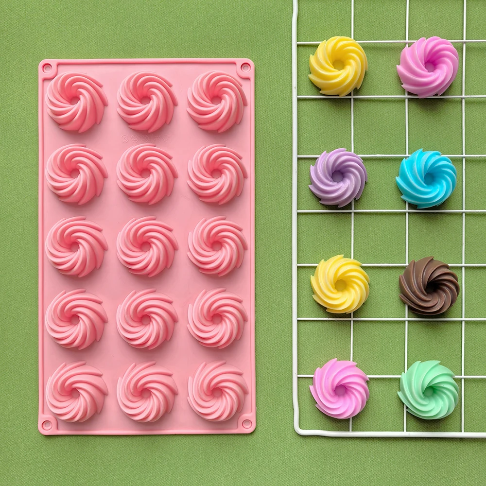 

1pc 15 hole spiral shaped non stick baking mold, suitable for brownies, cheesecake, pudding, jelly