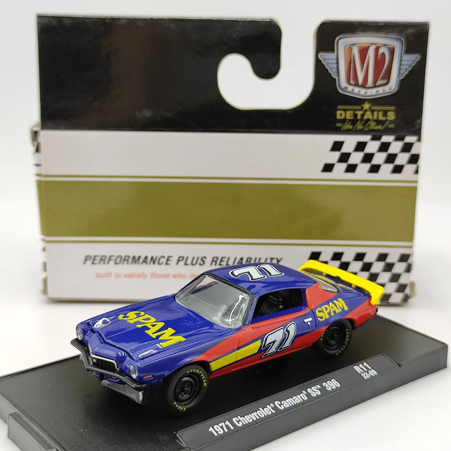 

Diecast M2 1/64 Scale 1971 Chevrolet Camaro's S396 Alloy Car Model Collectible Toy Gift Souvenir Display Ornament