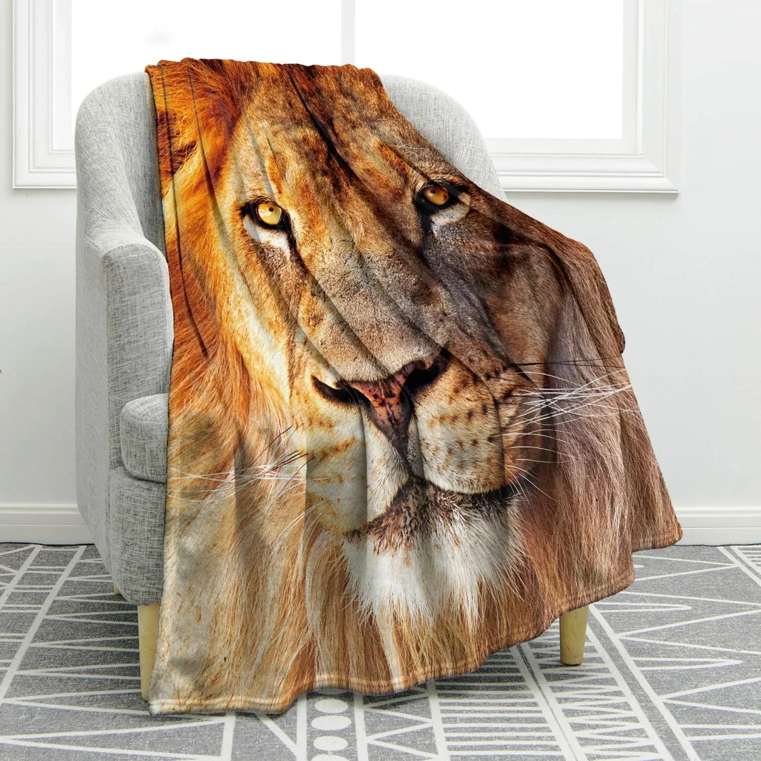 Soft and Warm Flannel Blanket for Teens and Adults, Throw Blanket for Lion, Wild Animal, Tiger, Sofa Bed, Watering