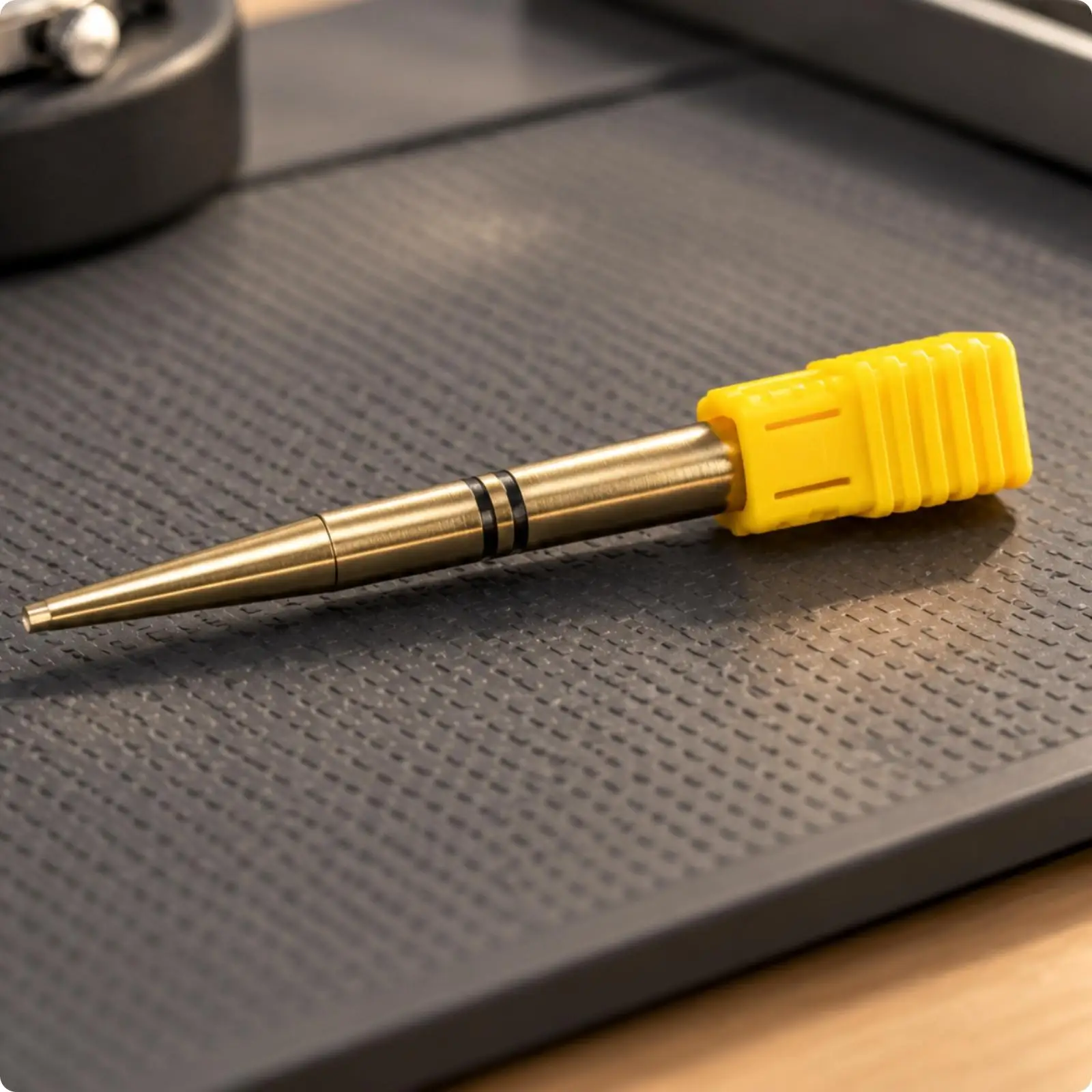 Watchmaker's Oiling Pen Controlled Application Oiling Pen with Replaceable Pin