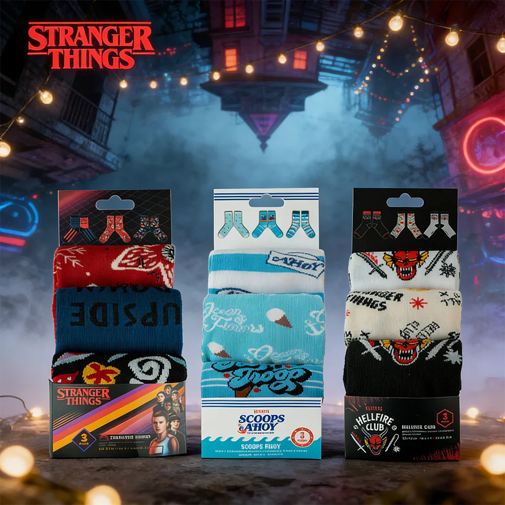 

1 комплект официально лицензированных носков Stranger Things, 3 пары, с кинотематикой, мягкие, удобные, стильные, изысканные аксессуары, отличный подарок