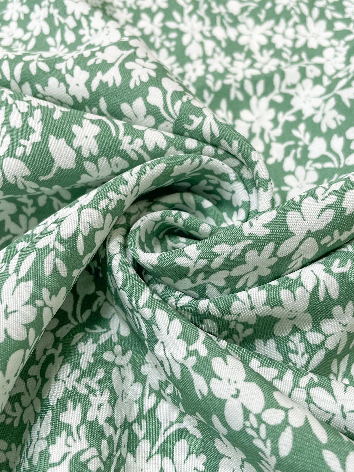 Robe trapèze froncée à ourlet à volants pour femmes, robe longue froncée élégante dos nu pour les invités de mariage de fête de vacances au printemps et en automne