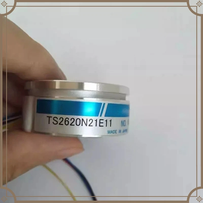 Resolver TS2640N321E64 TS2620N21E11 TS2651N141E78 Brushless Hollow Shaft Servo Motor Angle Position Sensor