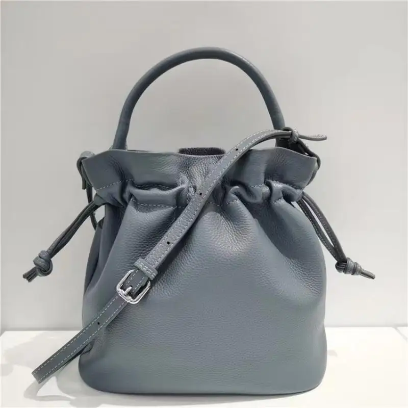 Fashion Leather Bucket Bag Ladies Messenger Bag Casual One Shoulder Drawstring First Layer Leather Bag