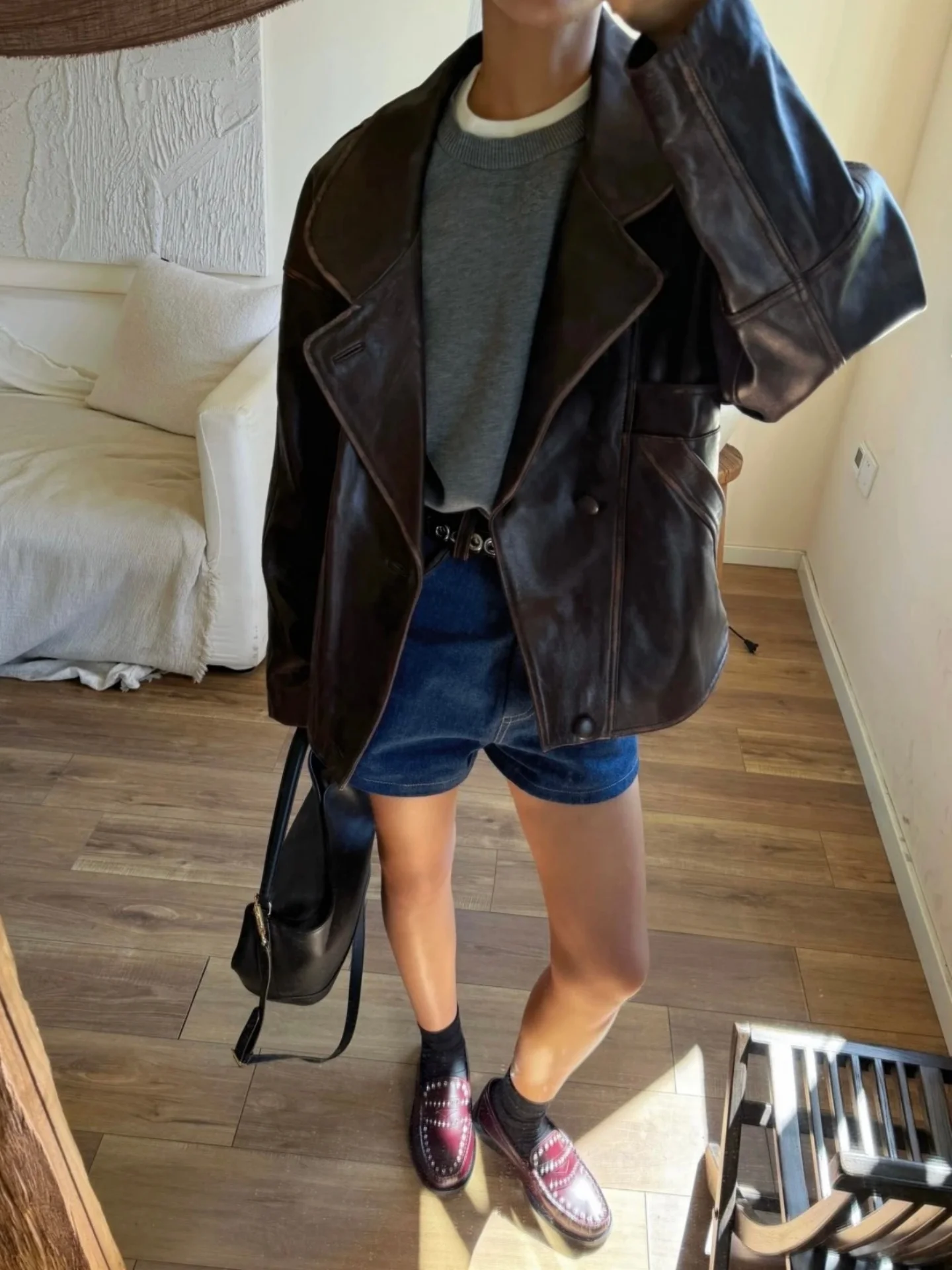 Jaqueta Retro de Couro Sintético com Grande Gola para Mulheres, Casaco de Motocicleta para Outono e Inverno, Comprimento Longo, Fecho de Botão Duplo