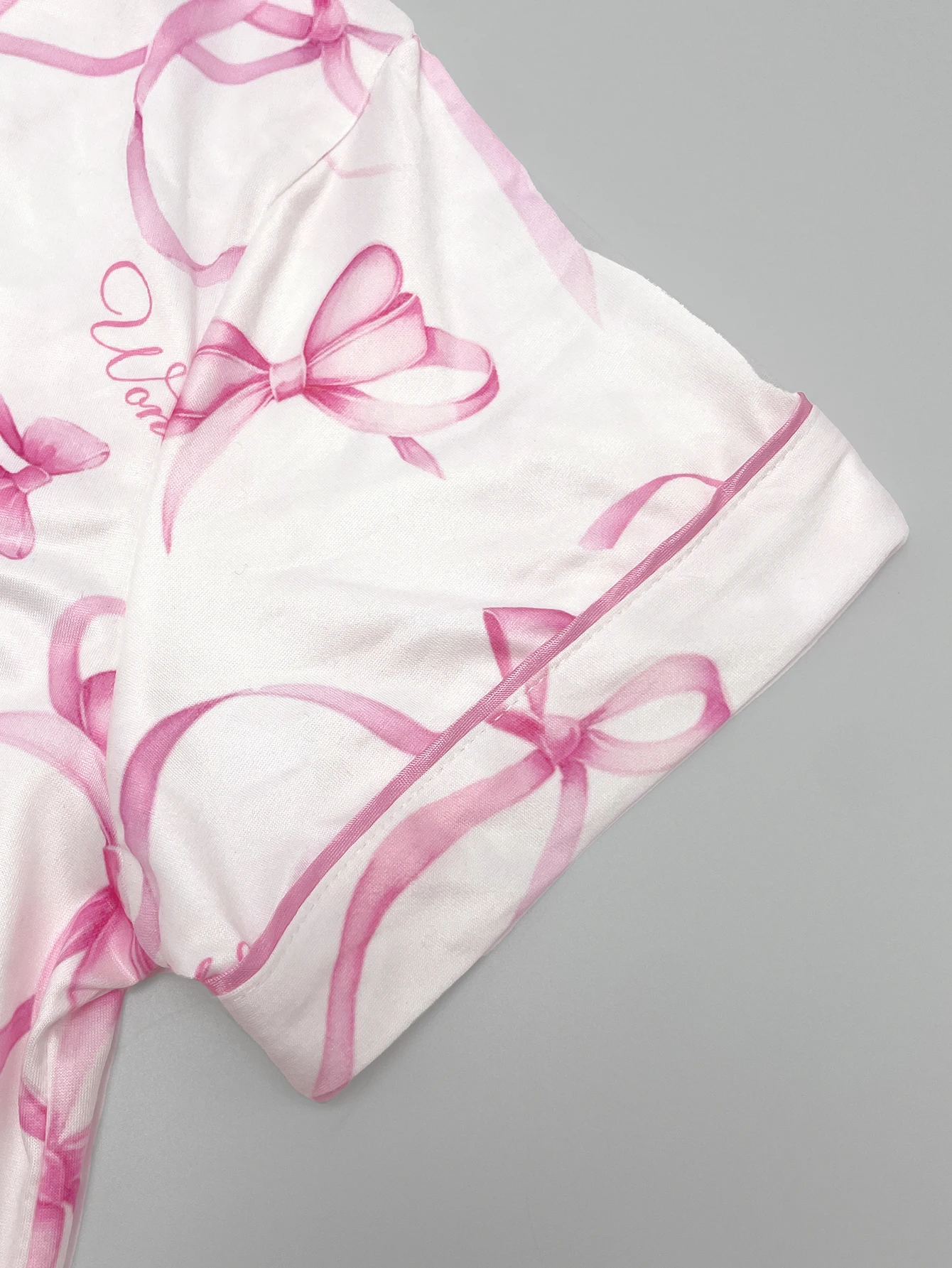Standard Size Spring and Summer Women's Two-Piece Pajamas, Comfortable Short-Sleeved Tie Tops and Matching Shorts, Elegant Cardigan - Image 4