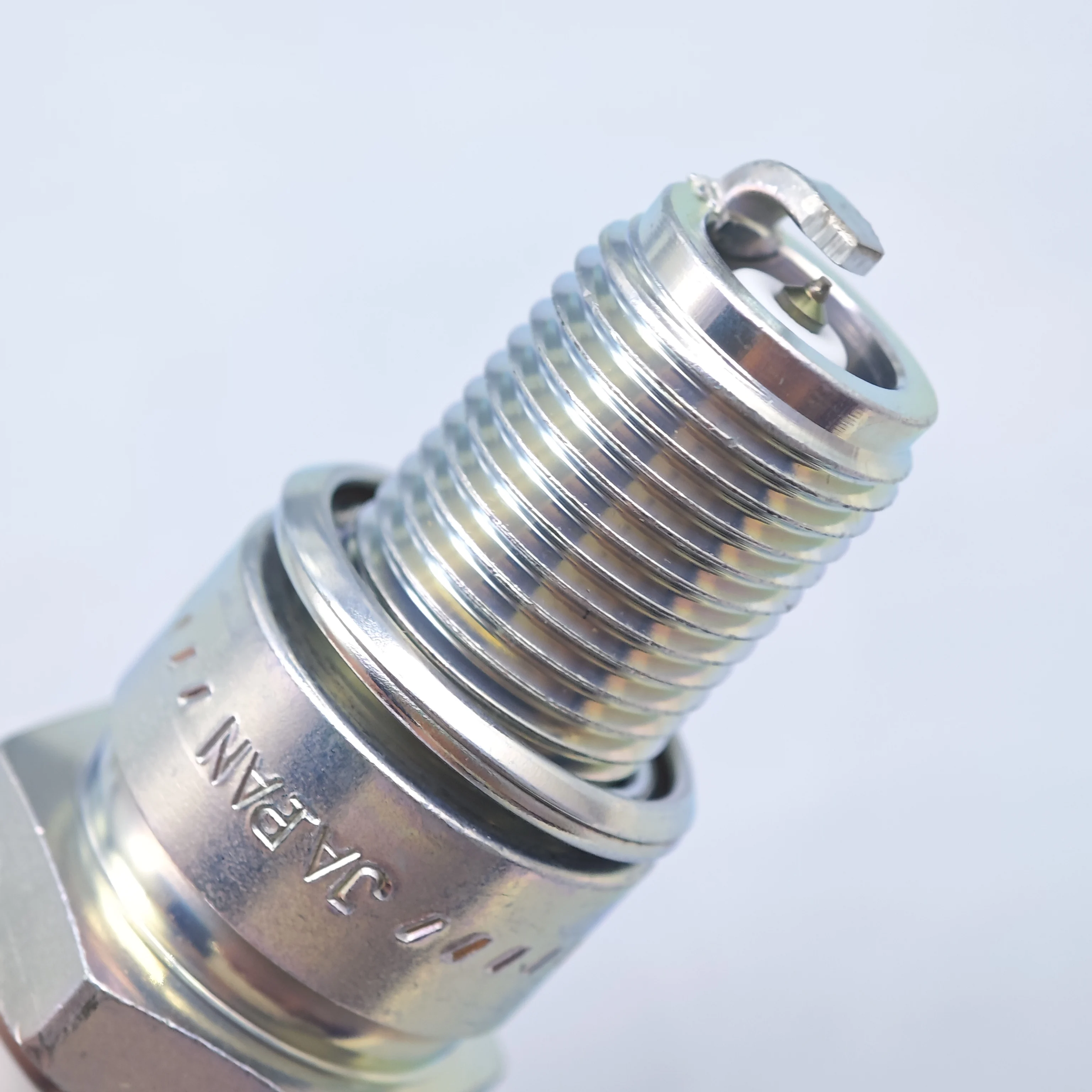 1pcs Original NGK Iridium Spark Plug BR7EIX 6664 Upgrade BR7ES B7ES