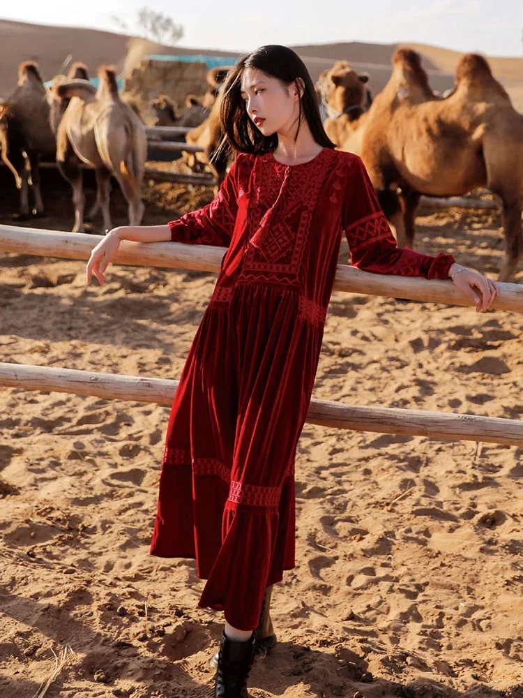 

Gypsylady Vintage Boho Embroidery Maxi Dress Velvet Red Autumn Winter Warm Dresses Long Sleeve Holiday Women Ladies Vestidos