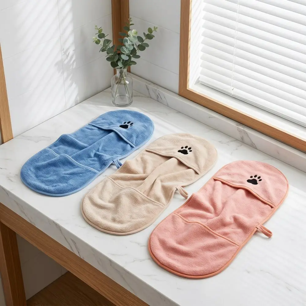 Cute Paw Print Super Absorbent Dog Bath Towel Soft Microfiber Pet Quick Drying Towel Non-Shedding Pet Grooming Towel Puppy Care