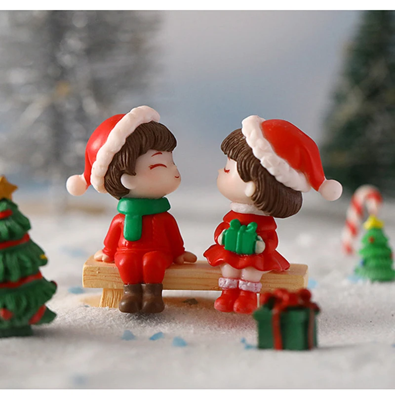 Mini Christmas Couple Figure Doll Xmas Tree DIY Garden Bonsai Decor Ornament Kid Toy Miniature Figurine Statue Resin Craft