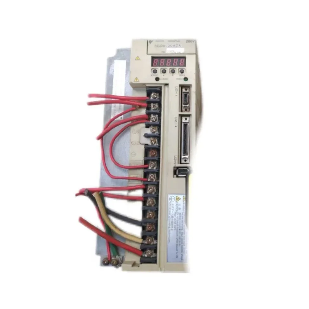 

Genuine actuator SGDM-30ADA-V, one year warranty