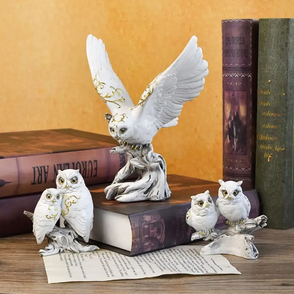 

Micro Landscape Resin Owl Ornament Cute Vivid Animal Statue Creative Waterproof Miniature Figurine Sculpture TV Cabinet