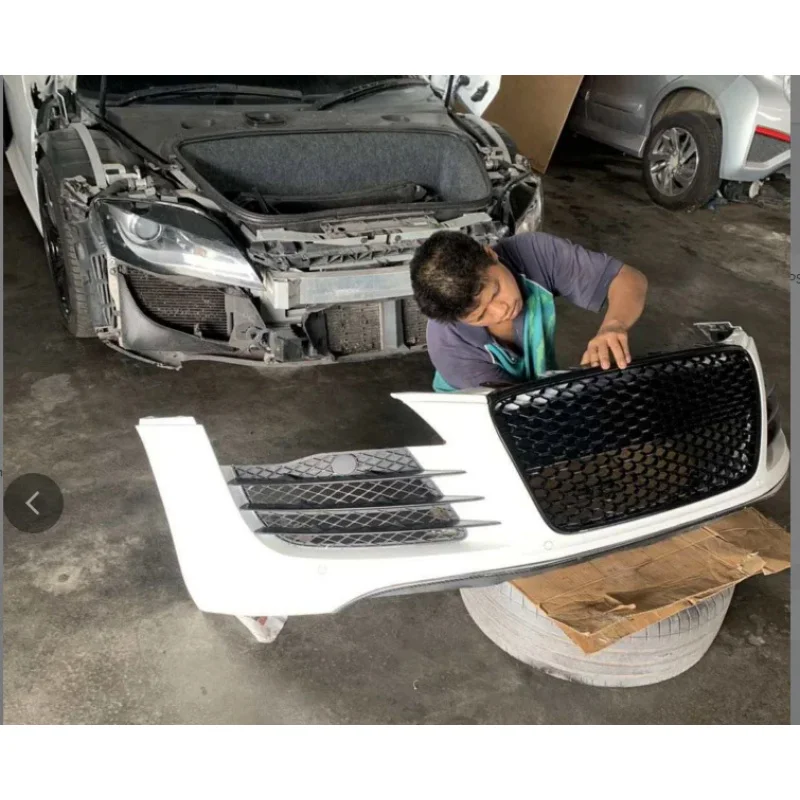 Hot Selling RS8 Look Front Bumper Grille Racing Centre Grill With 4 Ring Logo For R8 MK1 MK2 2007-2016