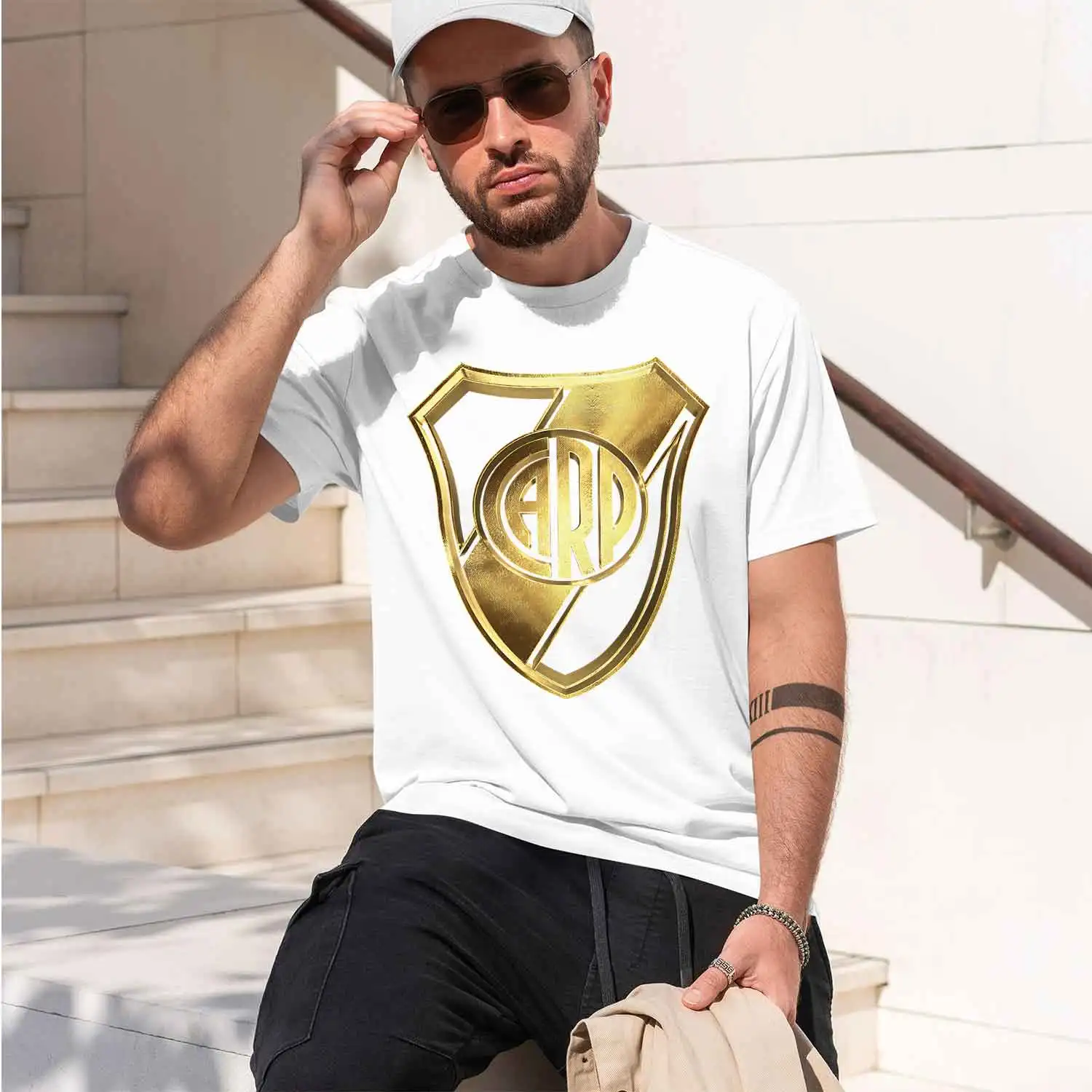 Golden Buenos Aires River Plate Football Luxury Sports with Shield Design Material and 2026 New Model Men’s Short-sleeve crewnec