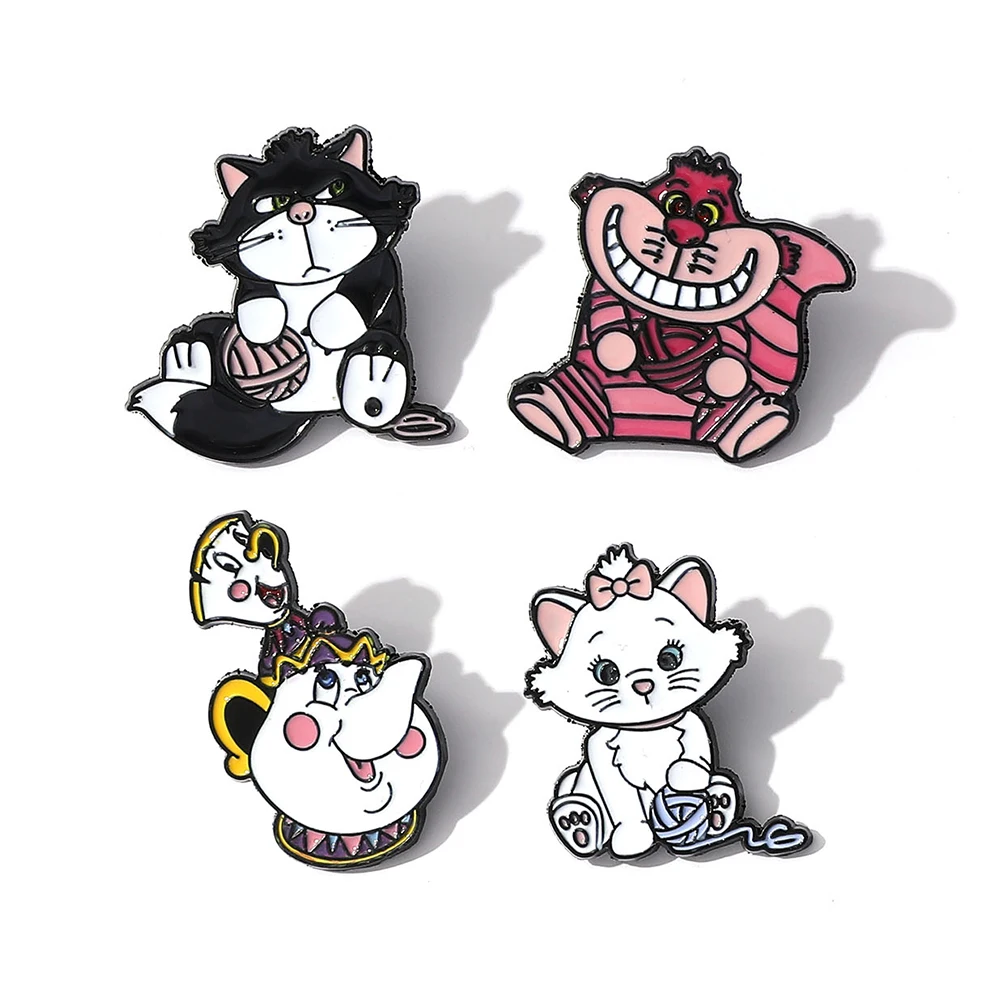 Broche creativo de gato Marie de Anime, Pin esmaltado de gato de Cheshire, insignia de Metal, joyería, ropa, mochila, accesorios de regalo, 4 Uds.