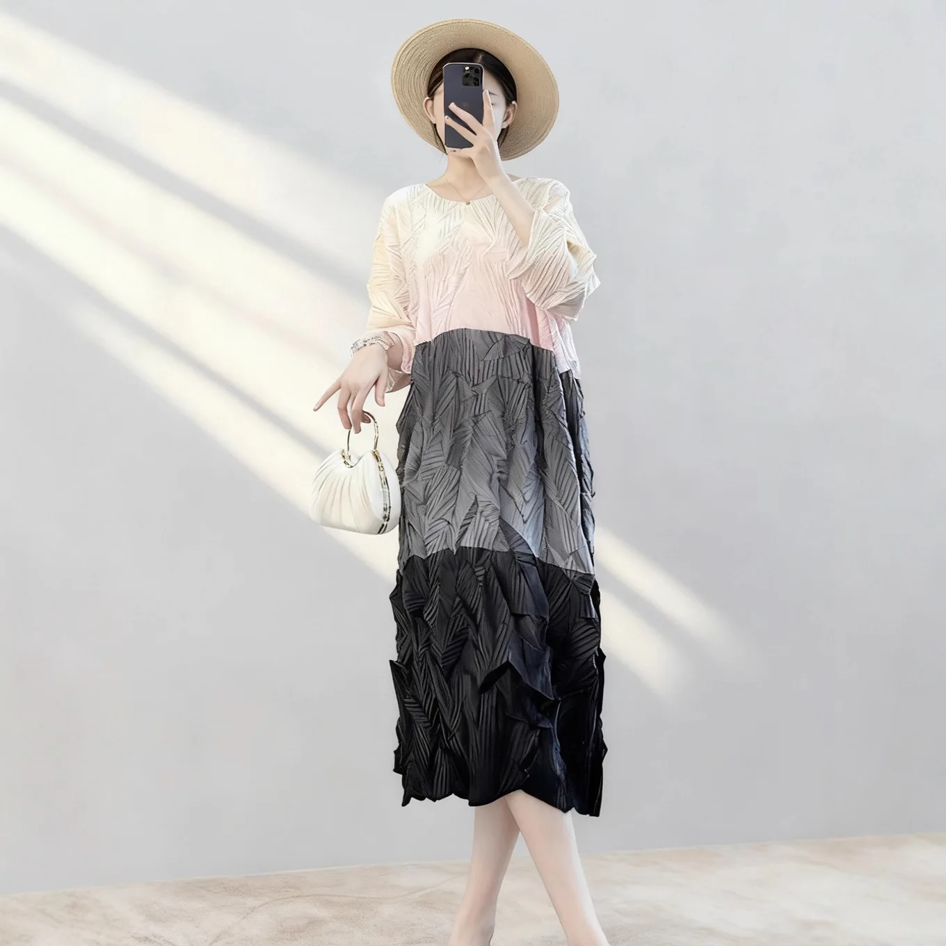 robe-plissee-faite-a-la-main-design-irregulier-sens-du-coloris-style-colion-transfrontaliere-pour-femme-coupe-ample-tricotee-style-a-line