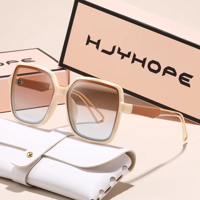 HJYHOPE Mode Trend Quadrat Sonnenbrille Frauen Männer Einfache Kleine Frische Marke Sonnenbrille Reise Party Männlich Weiblich Gläser UV400