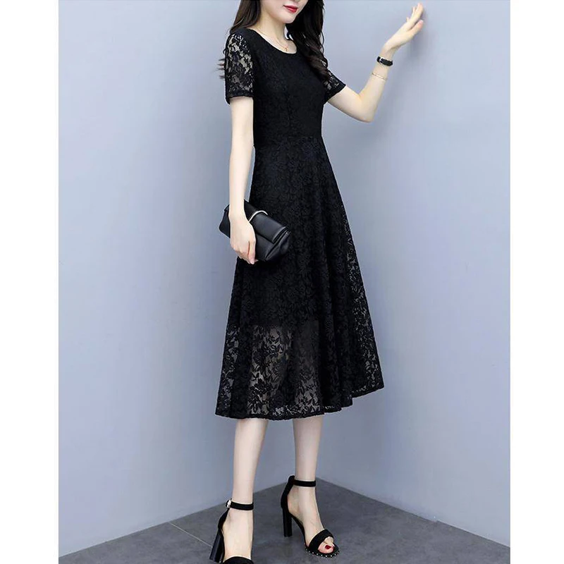 Vestido acampanado de encaje ahuecado para mujer, bata de temperamento negro de gran tamaño, ropa informal elegante, moda de verano