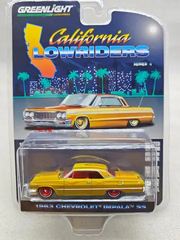1:64 California Lowrider Serie 4 - 1963 Chevrolet Impala SS - Guldmetallic med röd statisk elektricitet Simulerad bilmodell Leksakssamling 6 best sales lowrider modellbil - №1