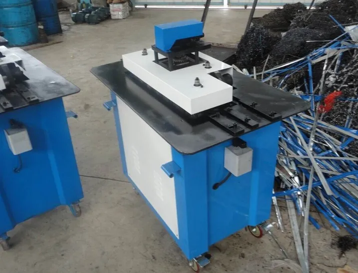 Multifunctional Square Plate Connection Biting Machine High Efficiency Seaming Machine for Duct Manufacturing