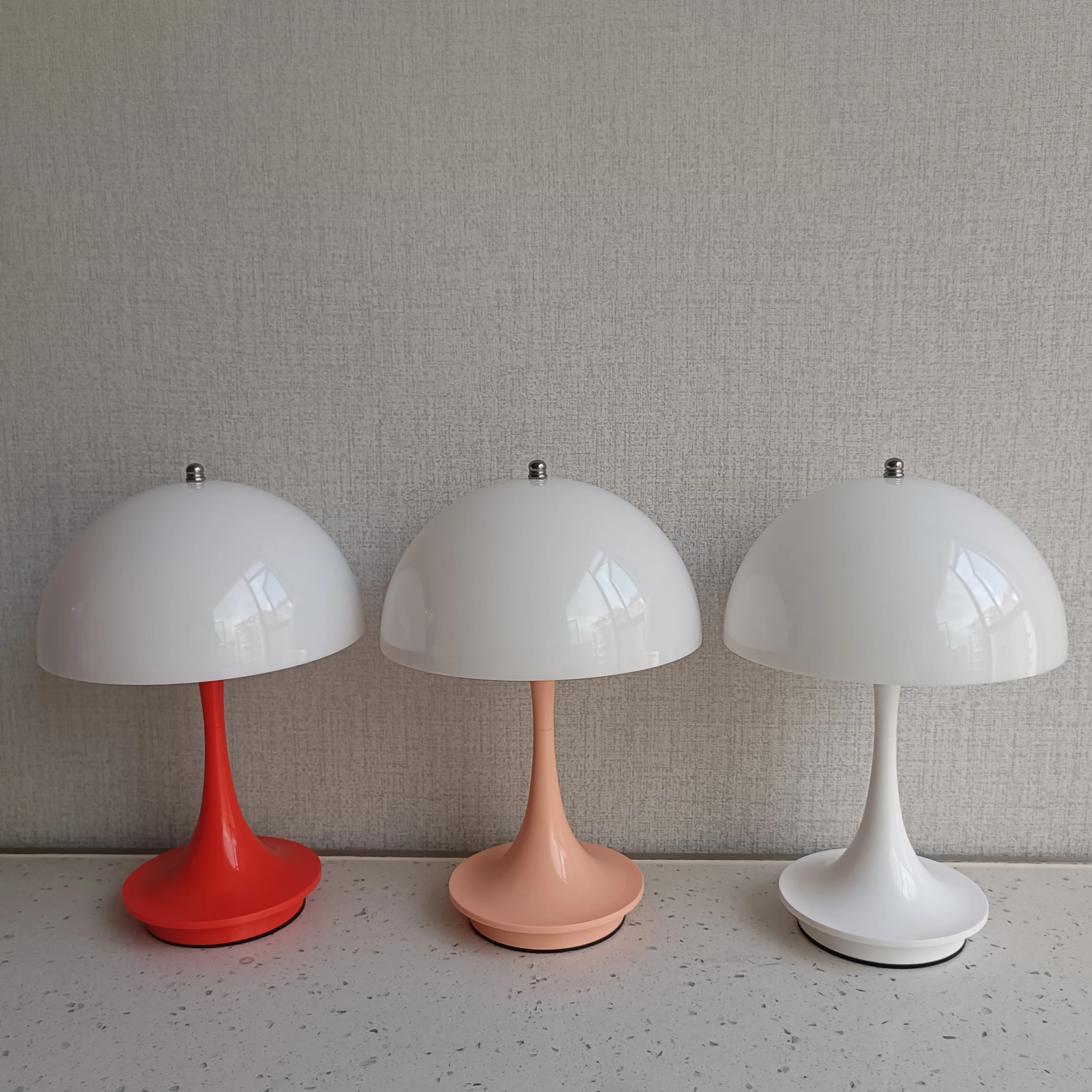 Mushroom Table Lamp USB ReChargeable Touch 3 Color Adjustable Temperatures Room Home Christmas Decor Simple Modern Desk Lights