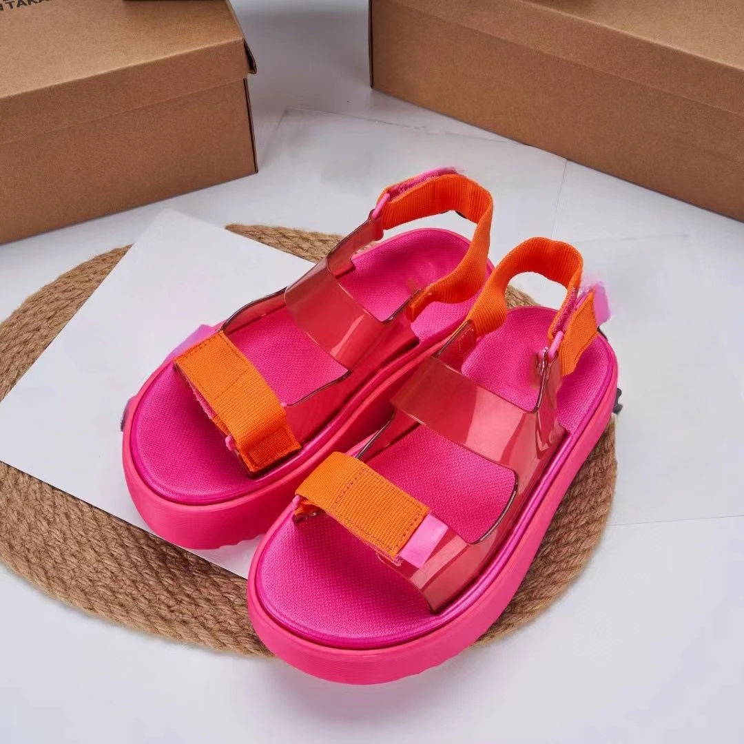 

Новые летние женские сандалии на толстой подошве, римская обувь в стиле ретро для девочек, повседневная пляжная обувь на губчатой подошве, женская