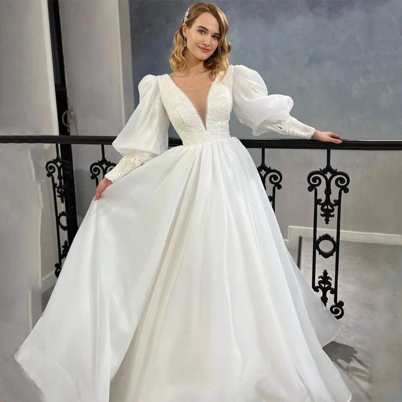 

V-Neck Lace Long Sleeves Buttons A-Line Tulle Wedding Dress Bridal Gown Vestido De Noiva