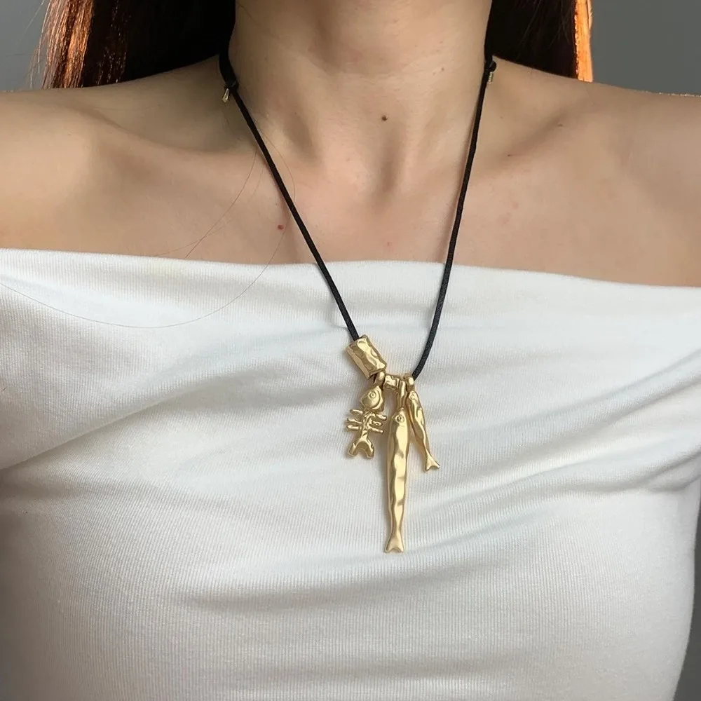 

Vintage Fish Pendant Necklace Adjustable Massive Large Charms Bone Pendant Choker Gold and silver Long Sweater Chain Layering