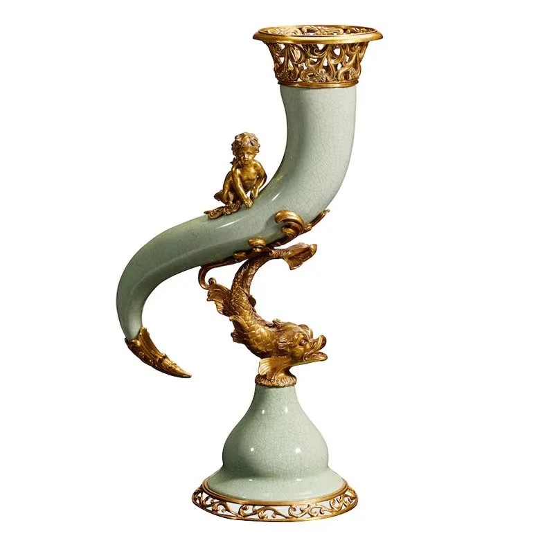 

Modern luxury antique ceramic ginger jar, retro green baking vase decoration, art design home desktop decoration