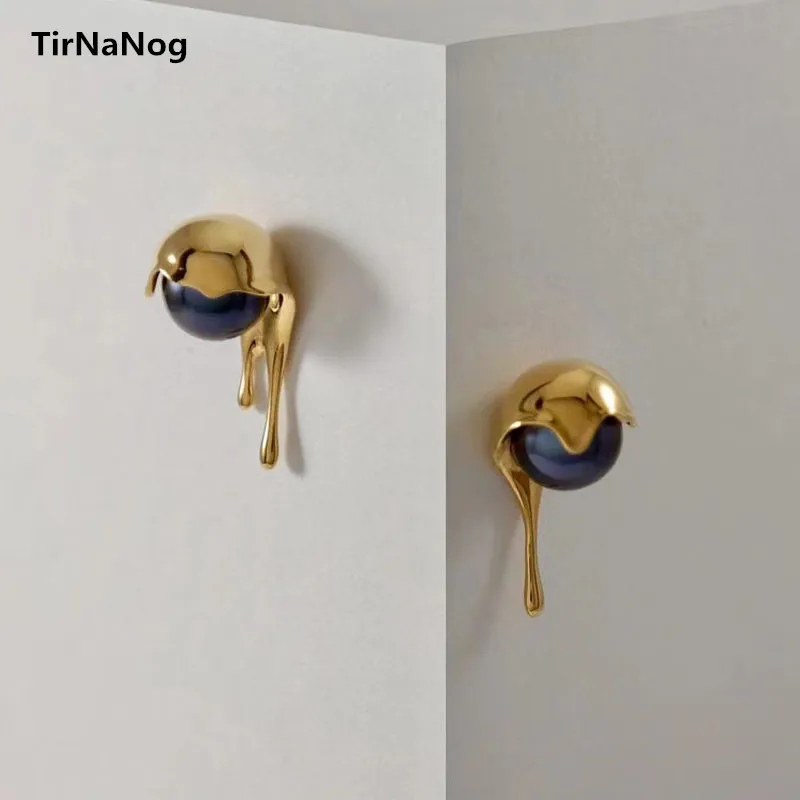 TirNaNog Unique Design Of Wandering Stars Stud earrings Fashion Simple Irregular Baroque Imitation Pearl Earrings Women Jewelry